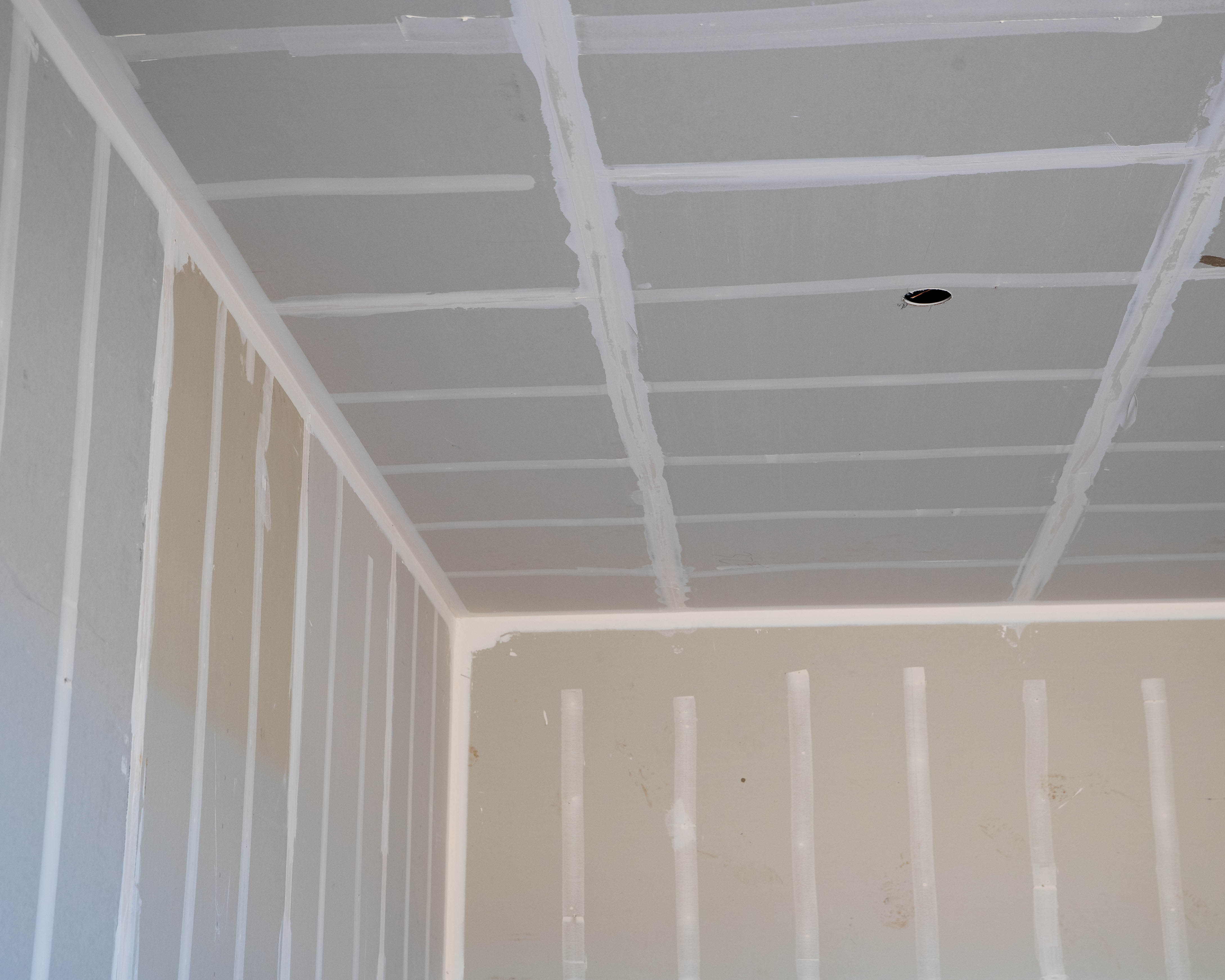 Custom Garage Dry Wall Finishing